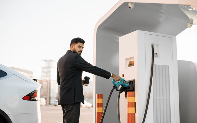 JW Marriott collaborates with EchargET to transform EV charging infrastructures.
